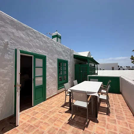 Oasis De Cesar Costa Teguise